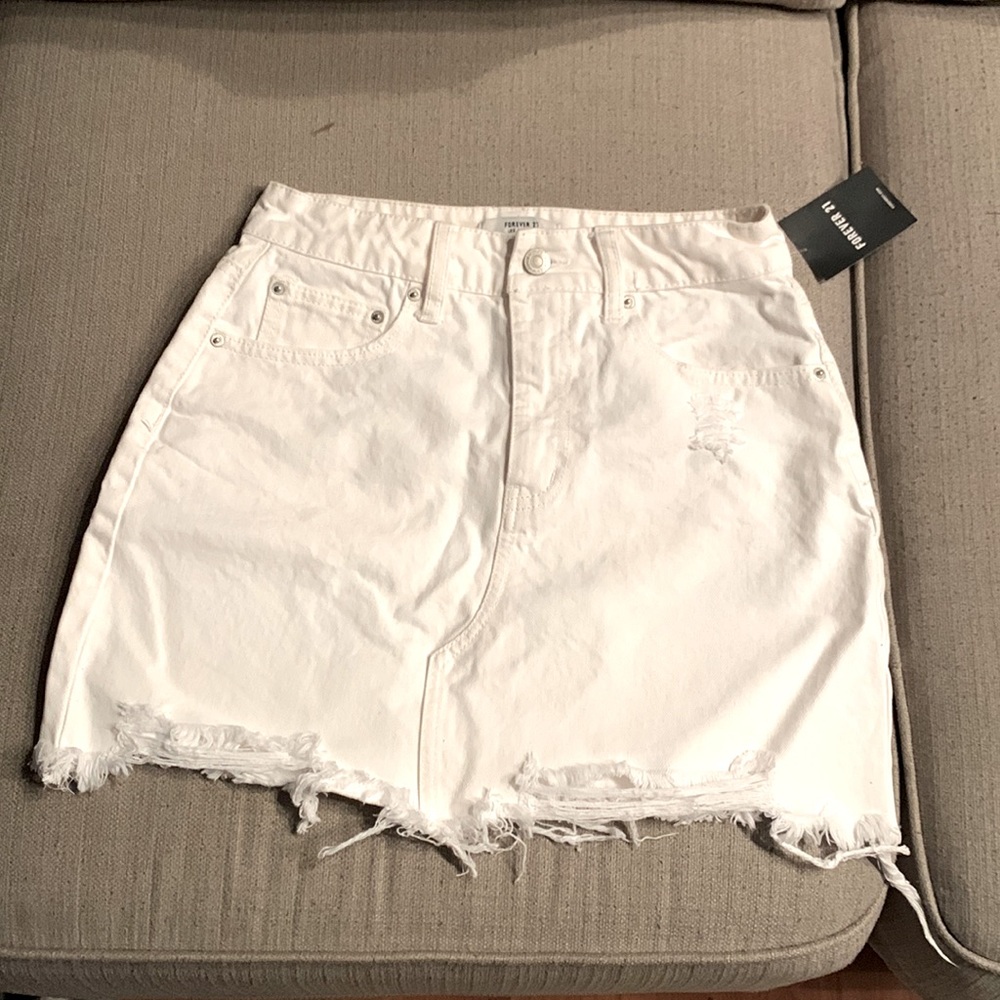 White skirt from forever 21